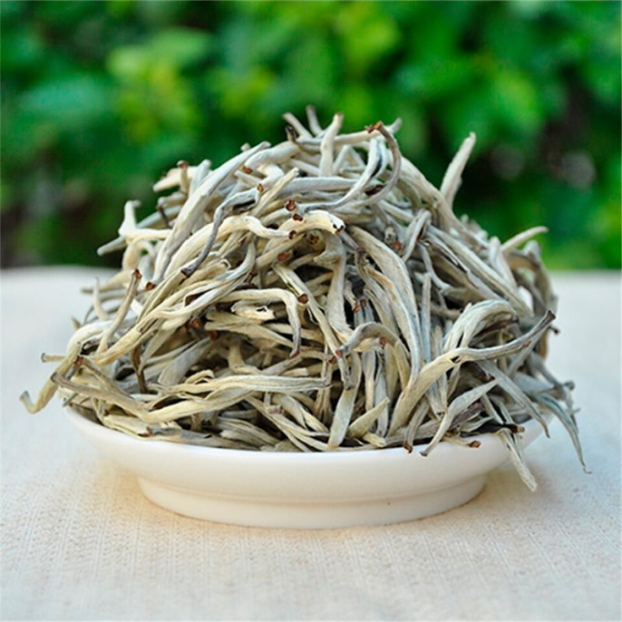 Подарочный китайский чай Бай Хао Инь Чжэнь «Серебряные иглы»
